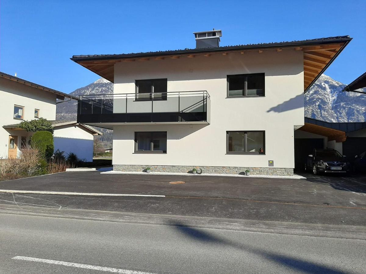 Apart Alexandra Strass im Zillertal Exterior photo